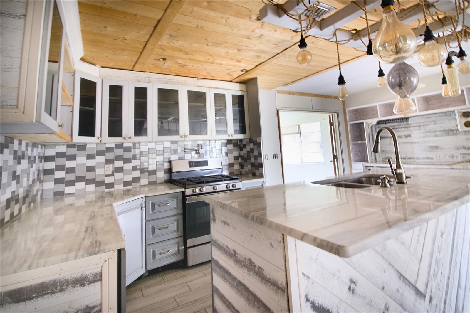 ACREAGE & UNREC - Residential