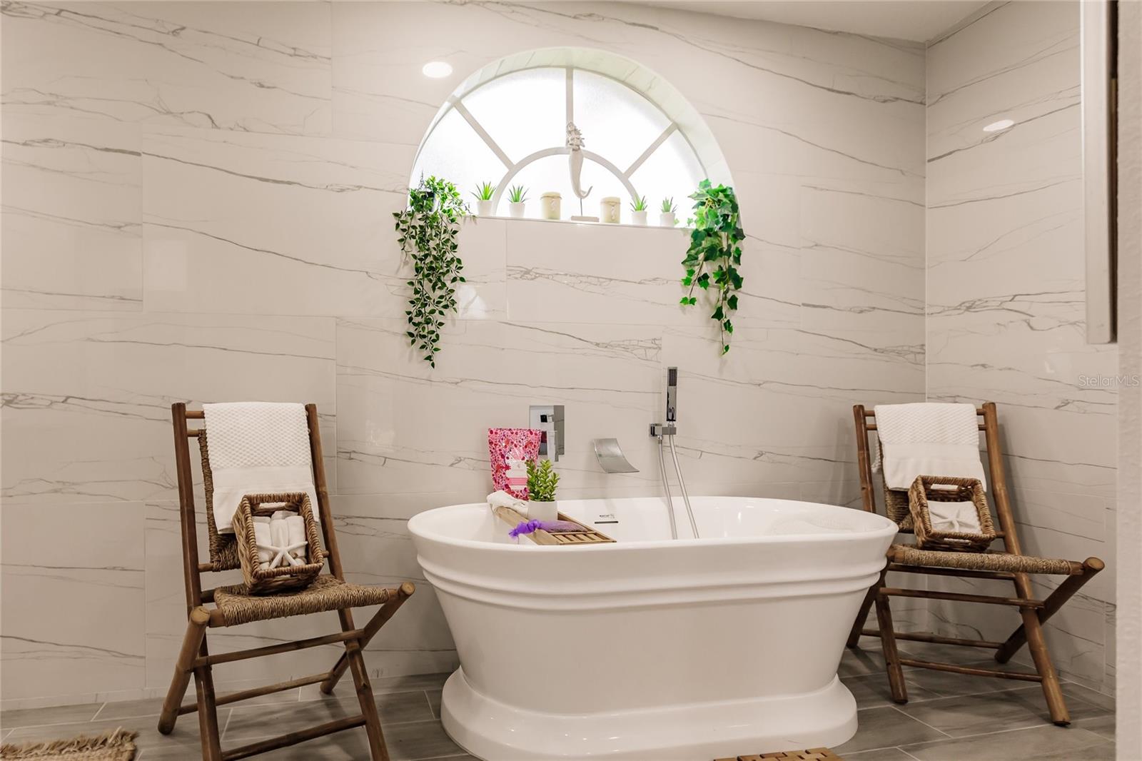 PUNTA GORDA ISLES SEC 18 - Residential