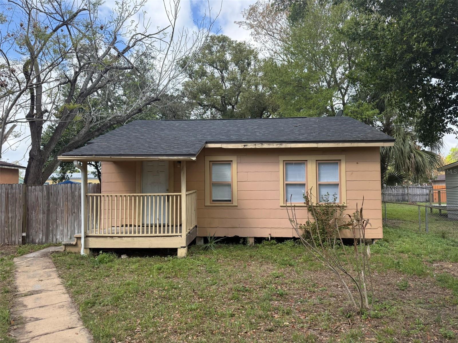 GRANT PARK - Residential