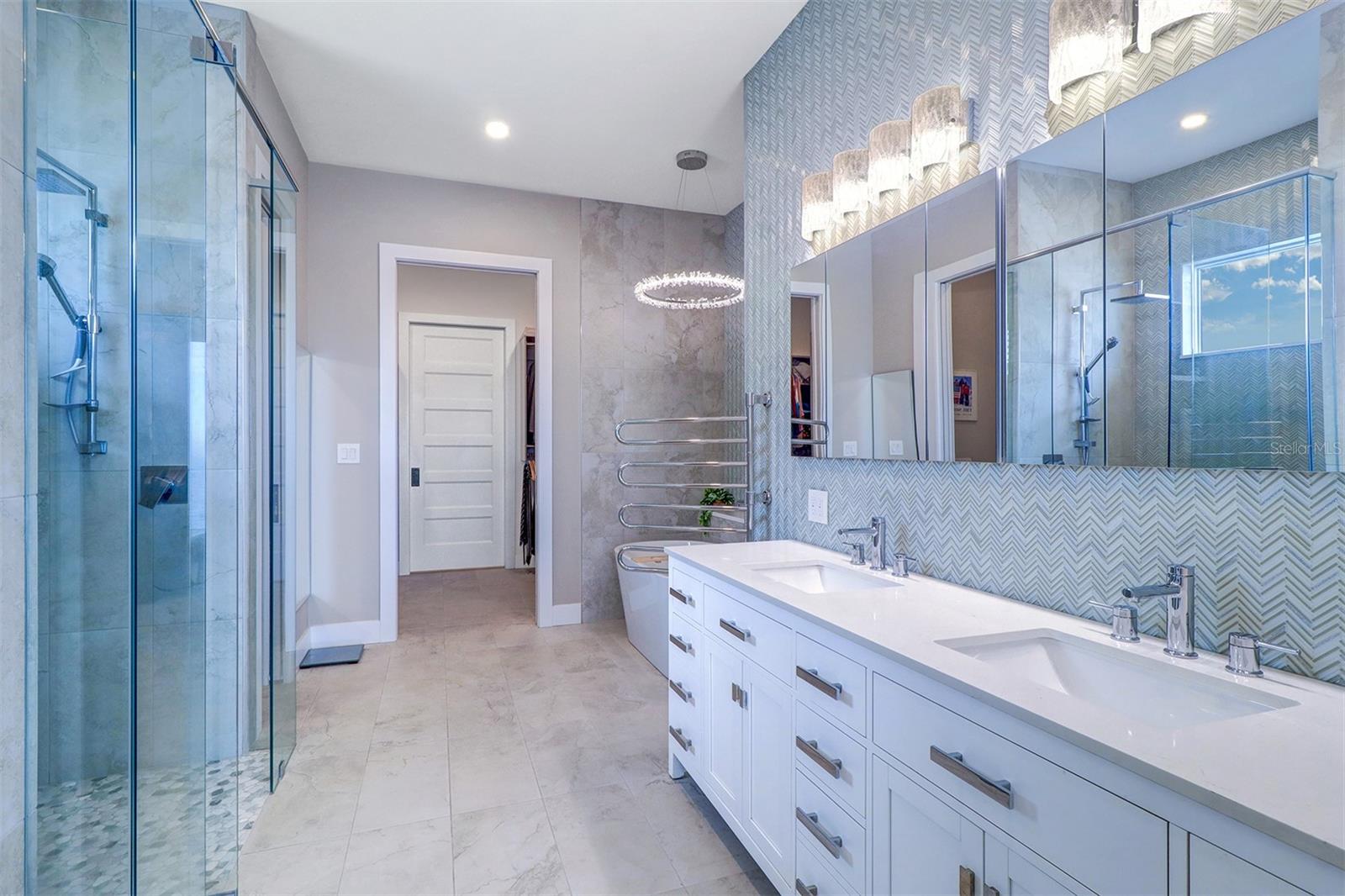 BOCA CIEGA ISLE - Residential