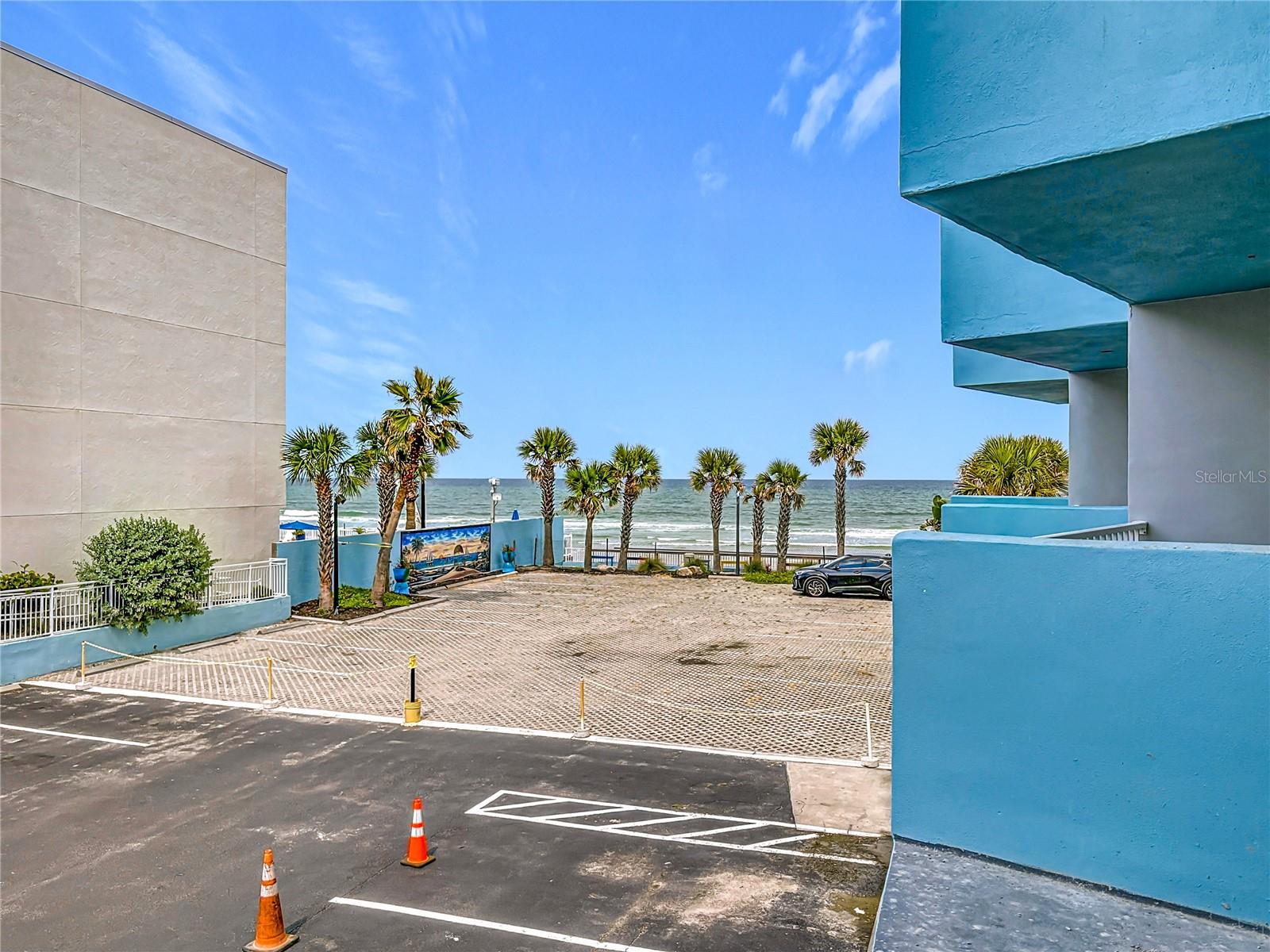 313 S ATLANTIC AVENUE 202/204