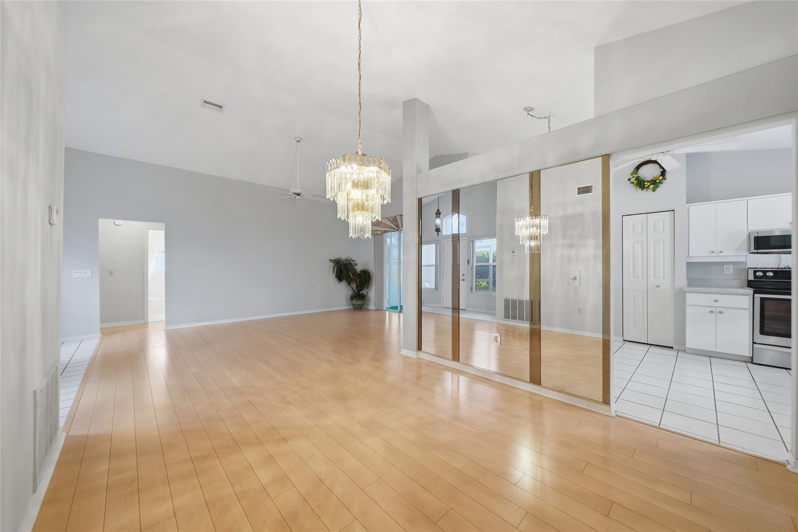 LIVE OAK VILLAGE BEACON WOODS - Residential