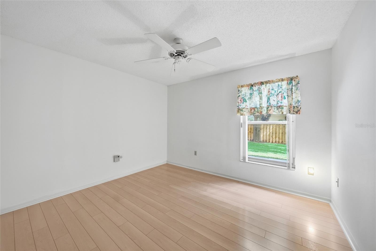 LIVE OAK VILLAGE BEACON WOODS - Residential