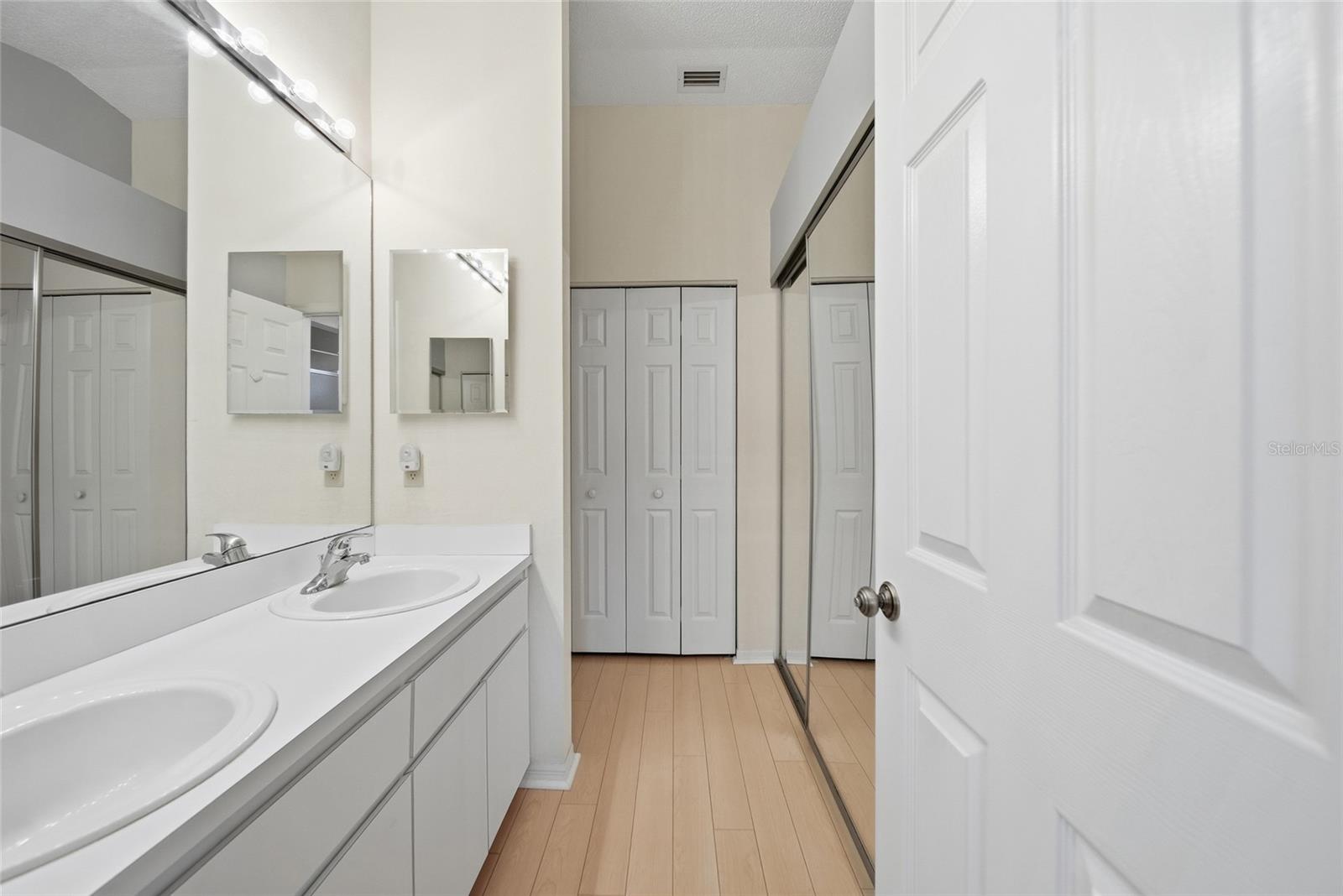 LIVE OAK VILLAGE BEACON WOODS - Residential