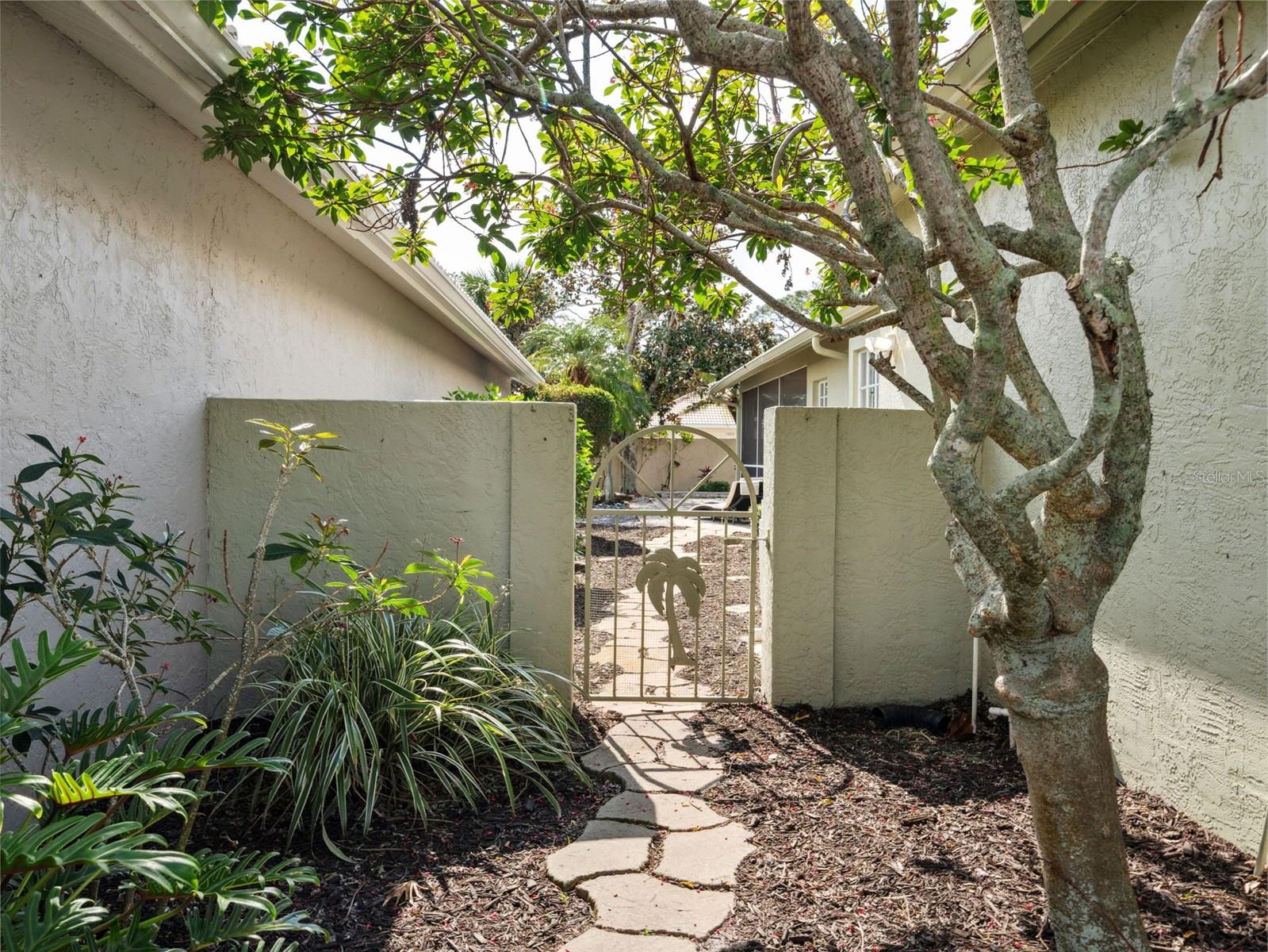 BERKSHIRE PLACE - Residential