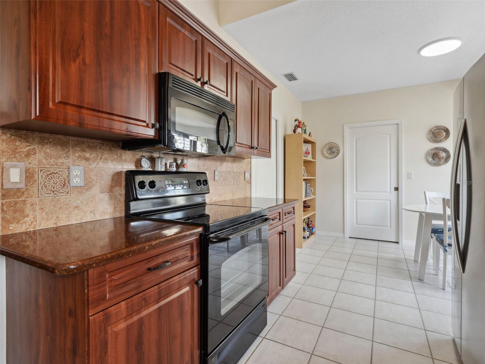 BERKSHIRE PLACE - Residential
