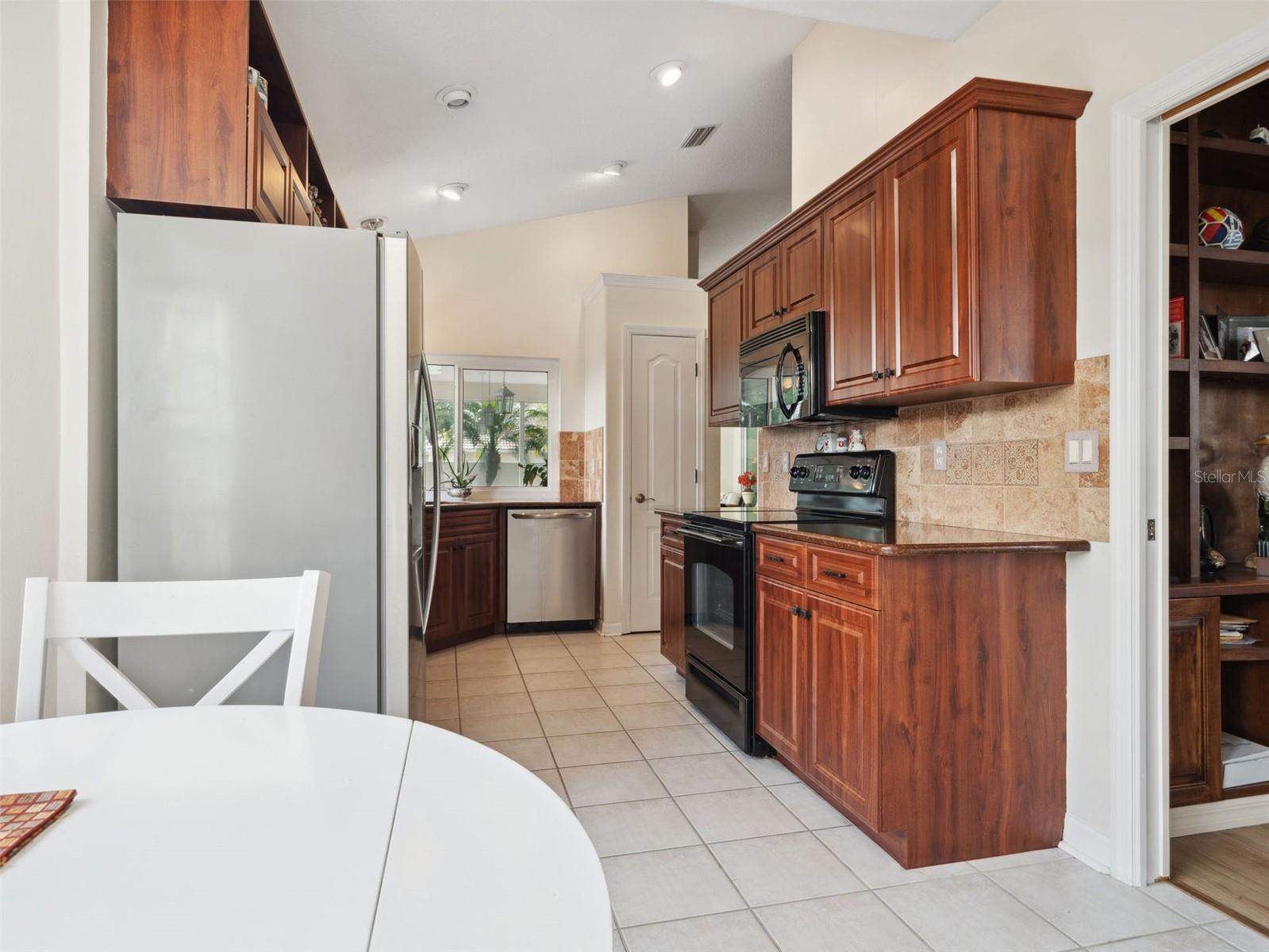 BERKSHIRE PLACE - Residential