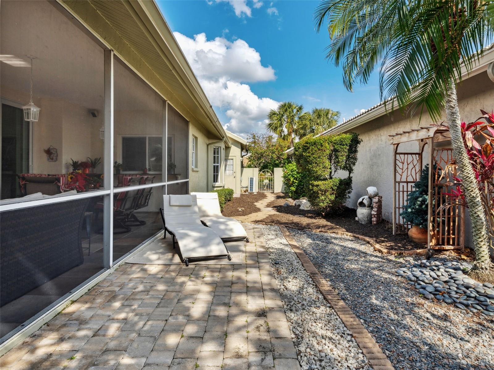 BERKSHIRE PLACE - Residential