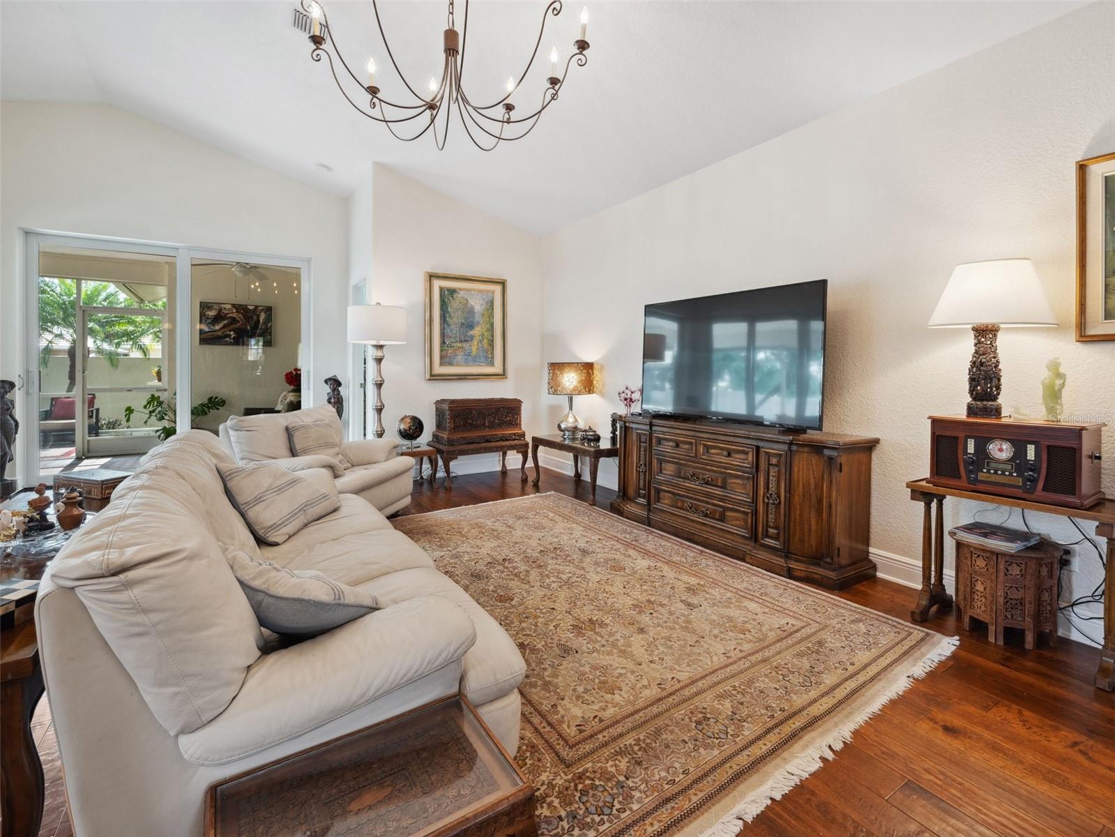 BERKSHIRE PLACE - Residential