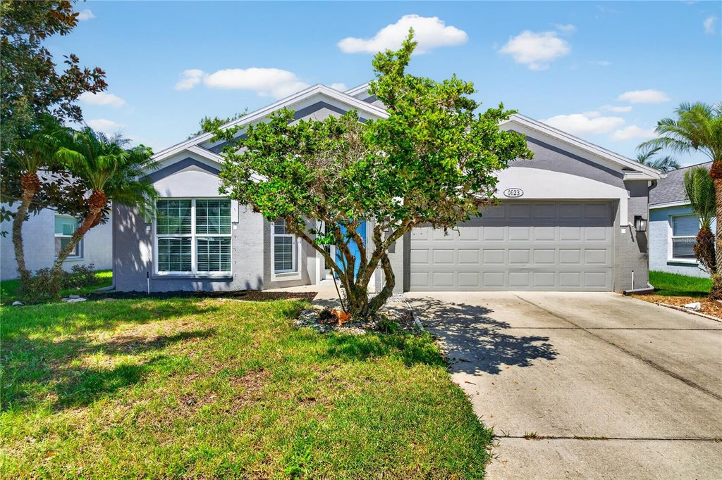 Photo of 4623 Sanibel Way, Bradenton, FL 34203 (MLS # A4702572)