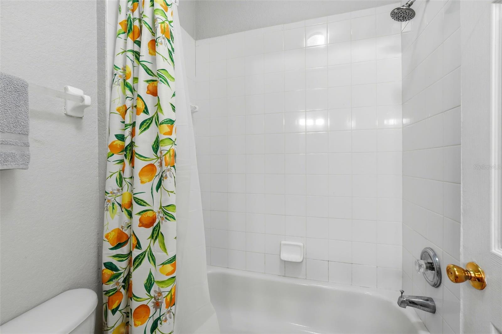 HIGH GROVE UNIT 01 LT 01 PB 50 PG 19-20 - Residential