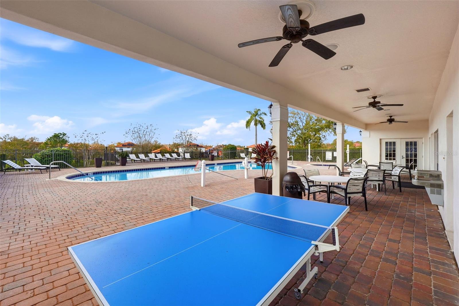 HIGH GROVE UNIT 01 LT 01 PB 50 PG 19-20 - Residential