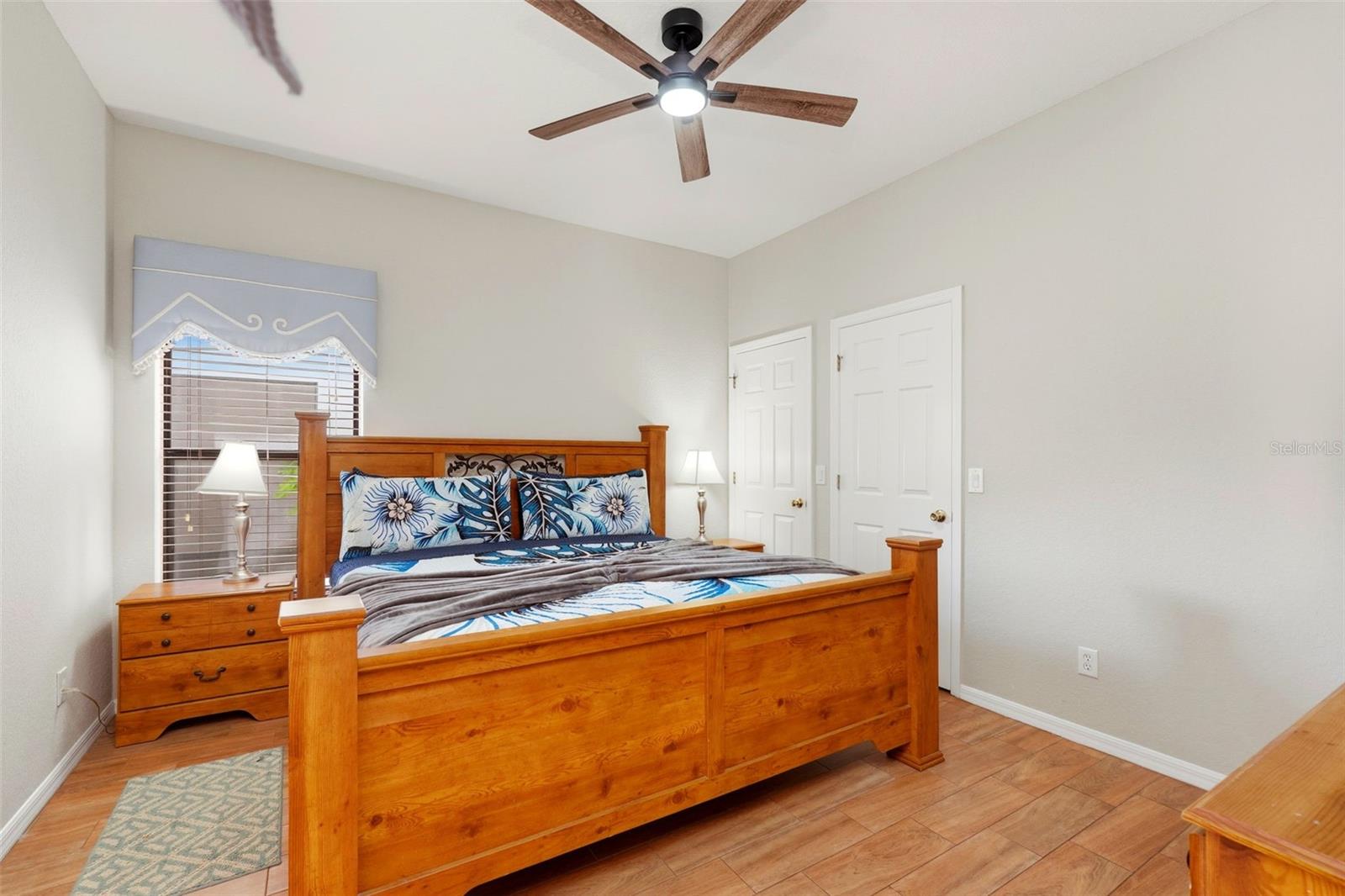 HIGH GROVE UNIT 01 LT 01 PB 50 PG 19-20 - Residential