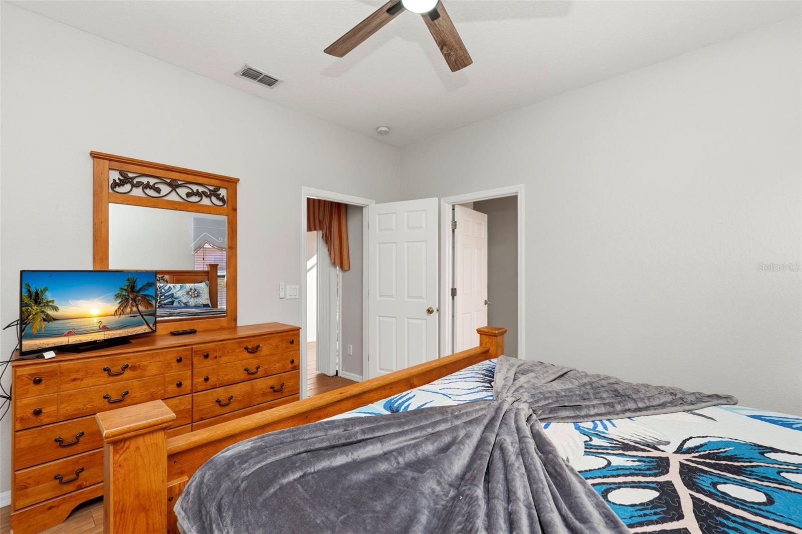 HIGH GROVE UNIT 01 LT 01 PB 50 PG 19-20 - Residential