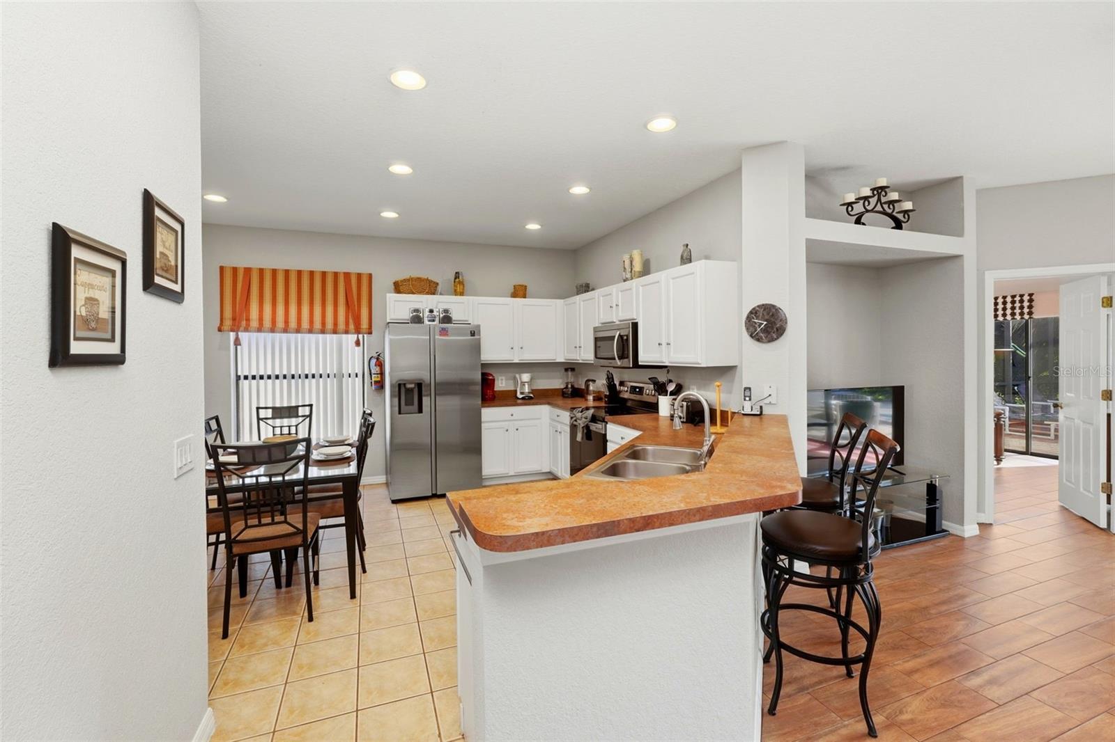 HIGH GROVE UNIT 01 LT 01 PB 50 PG 19-20 - Residential