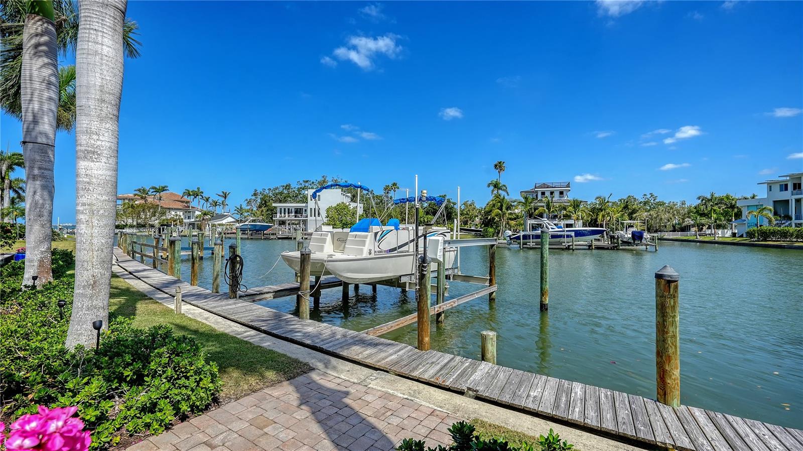 WHITAKERS LANDING - Residential