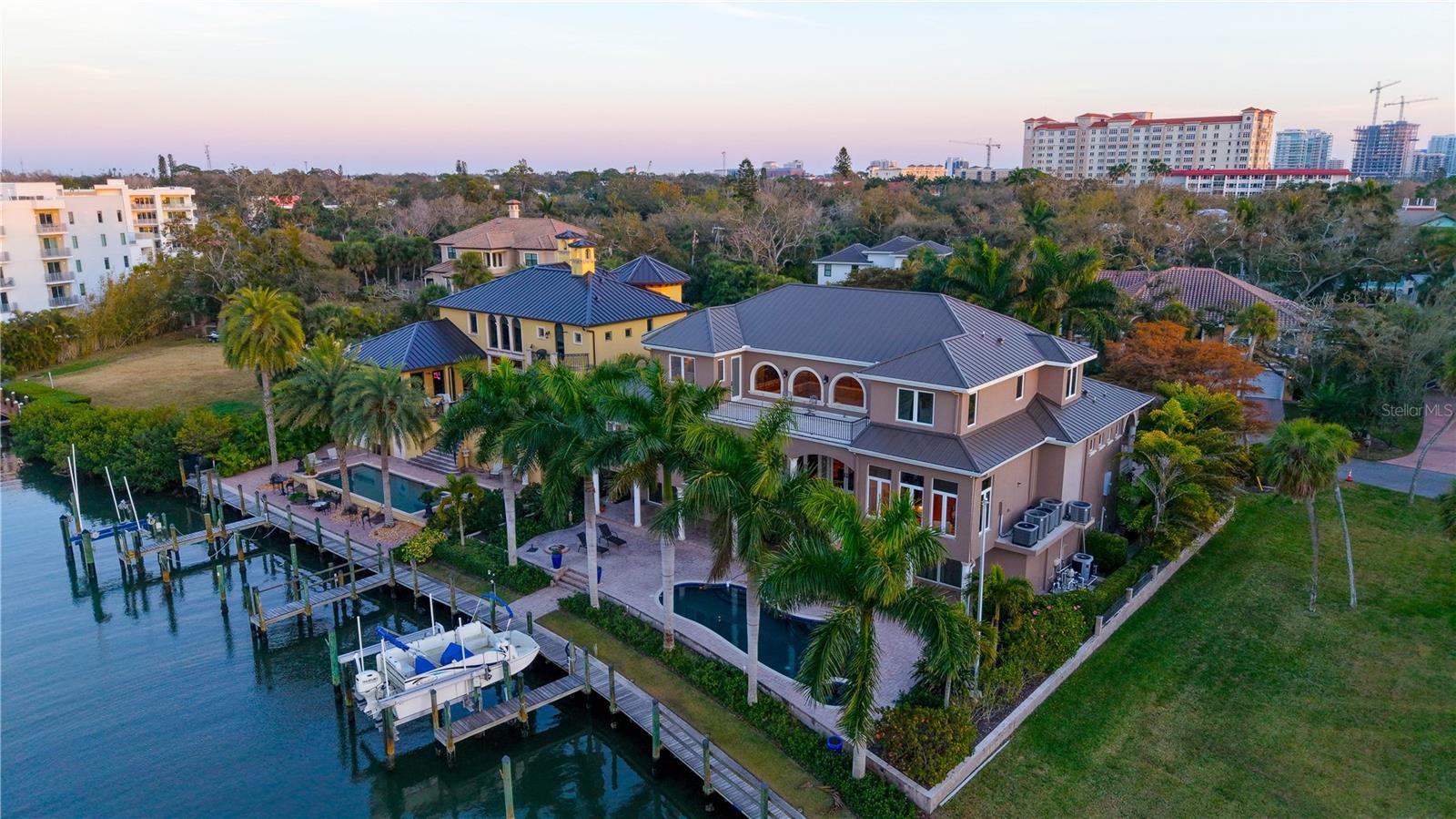 WHITAKERS LANDING - Residential