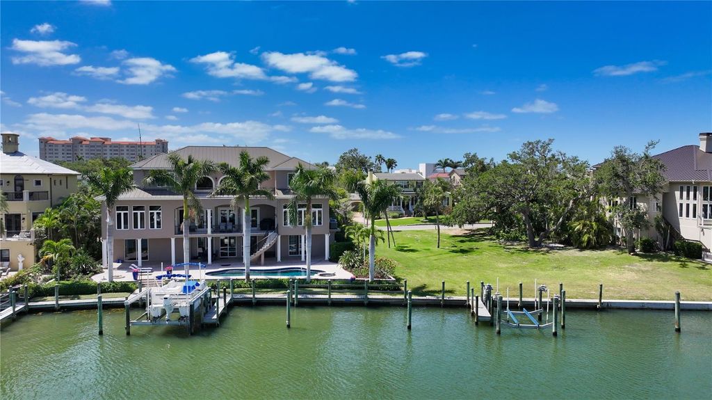 Photo of 975 Whitakers Lane, Sarasota, FL 34236 (MLS # A4675380)