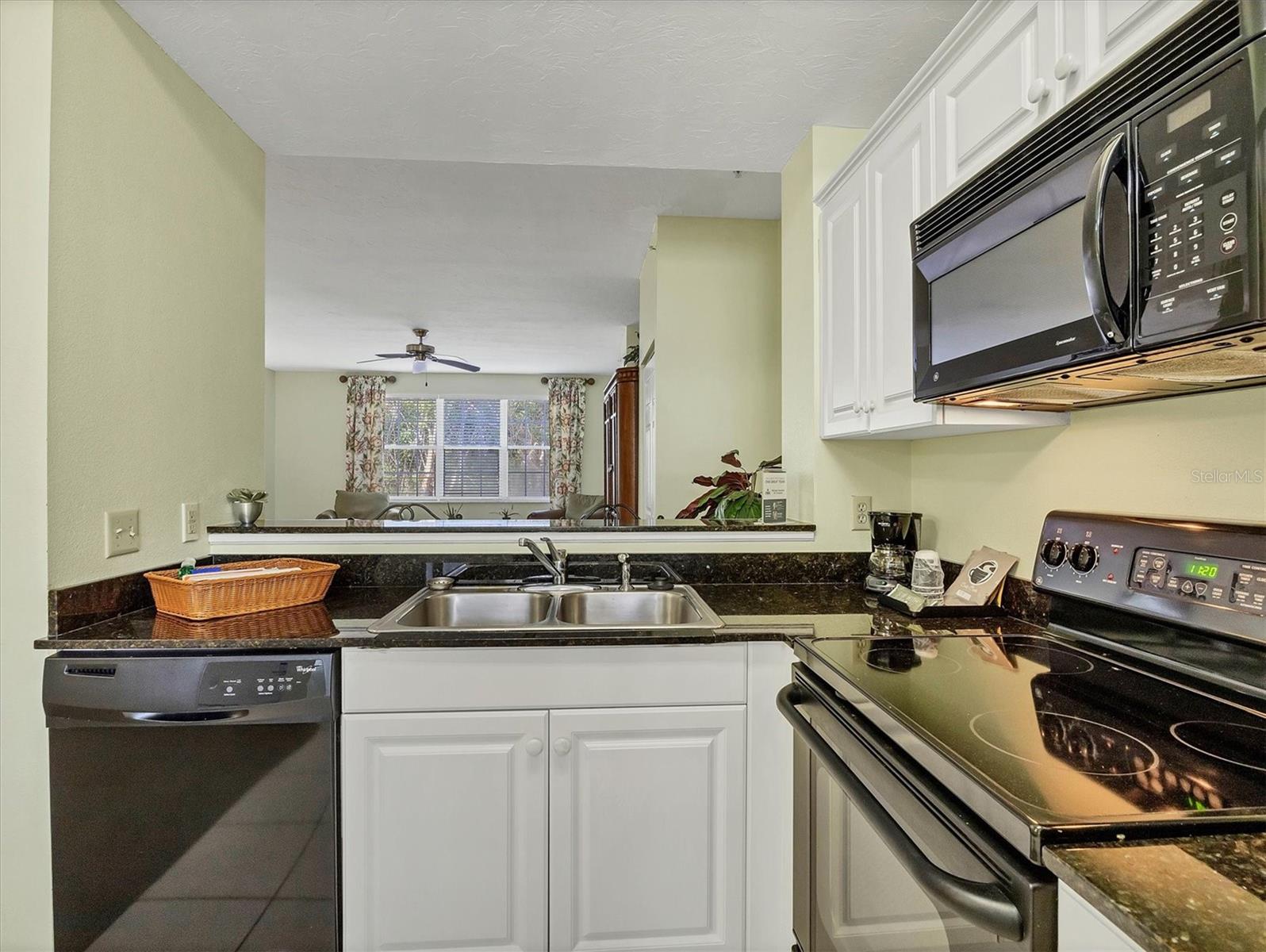 ACADEMY RESORT LODGE - Residential