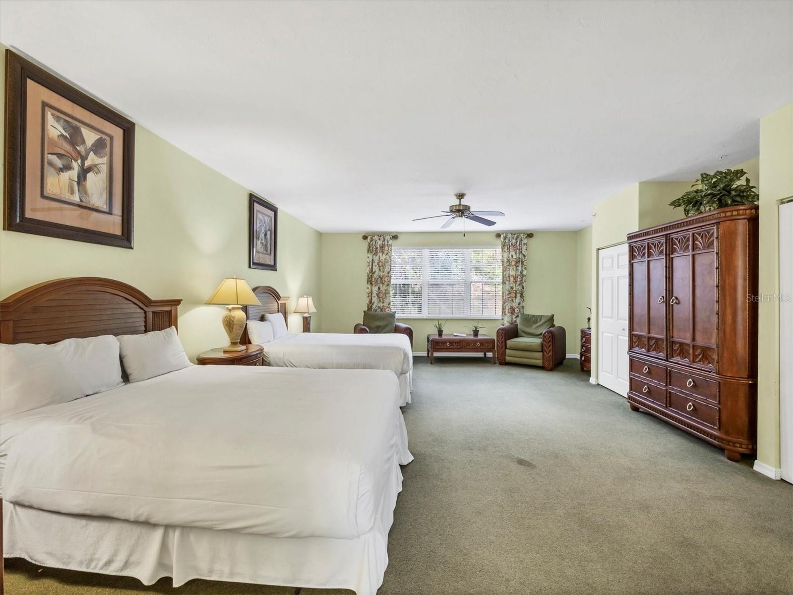 ACADEMY RESORT LODGE - Residential