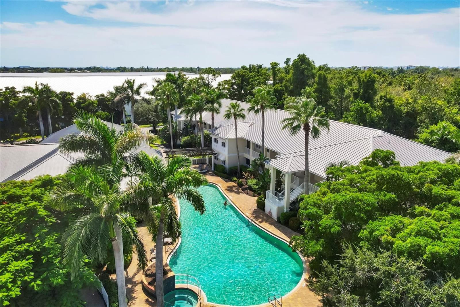 ACADEMY RESORT LODGE - Residential