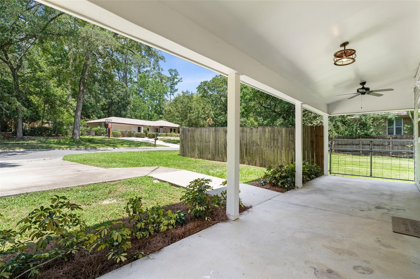 416 NW 28TH TERRACE