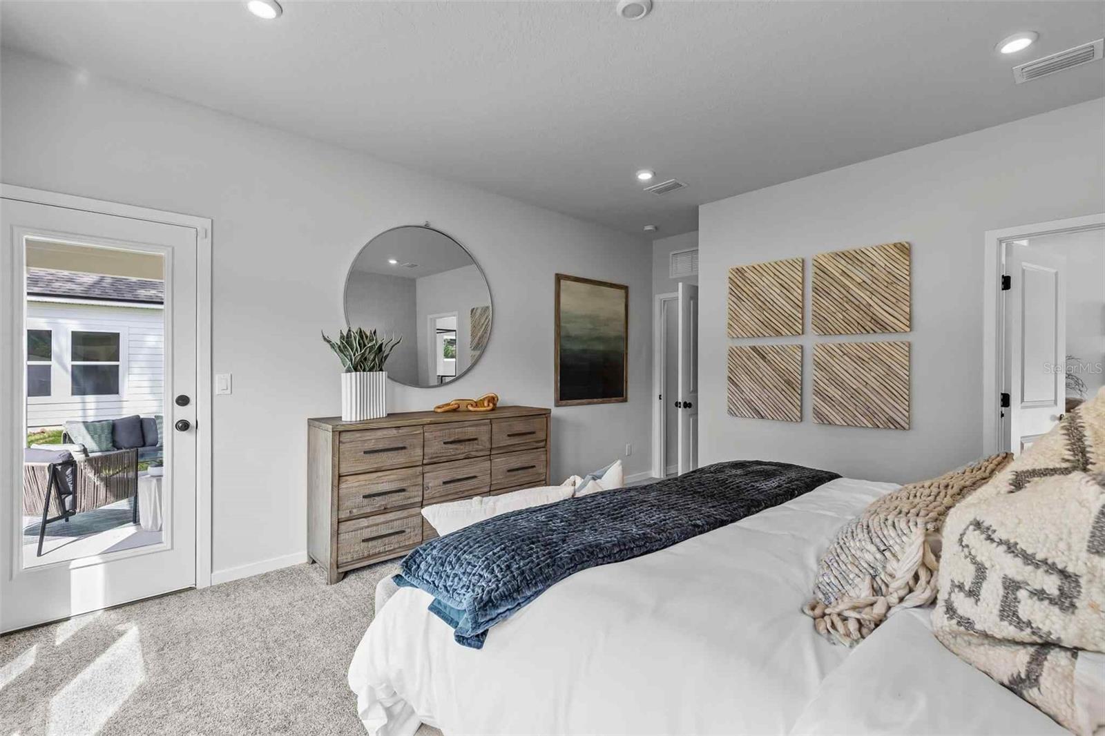 RESERVE EAST - Residential