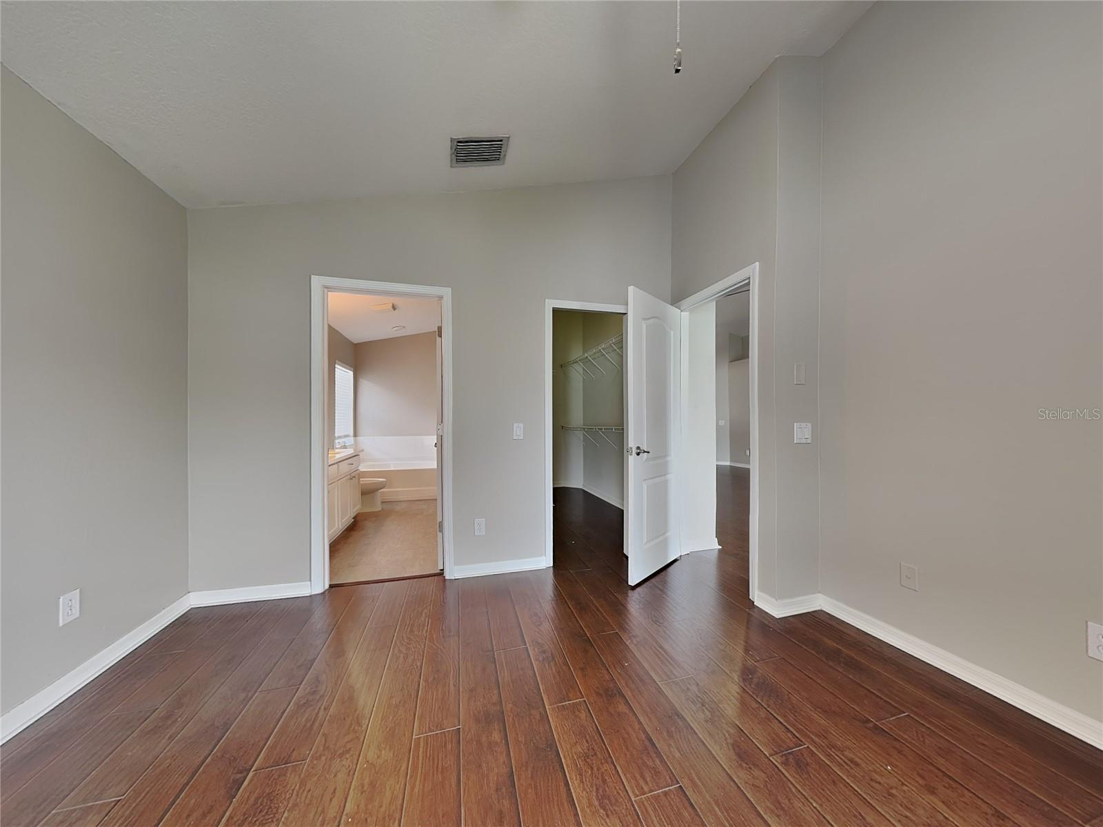 MEADOW POINTE 04 PRCL J - Residential Lease