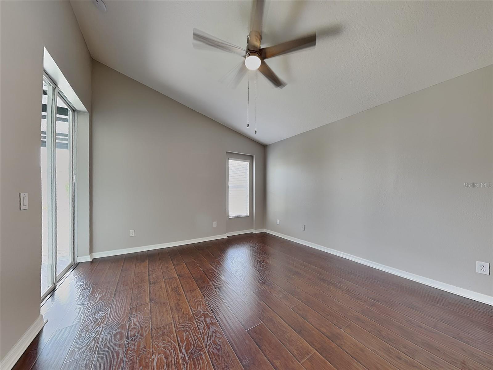 MEADOW POINTE 04 PRCL J - Residential Lease