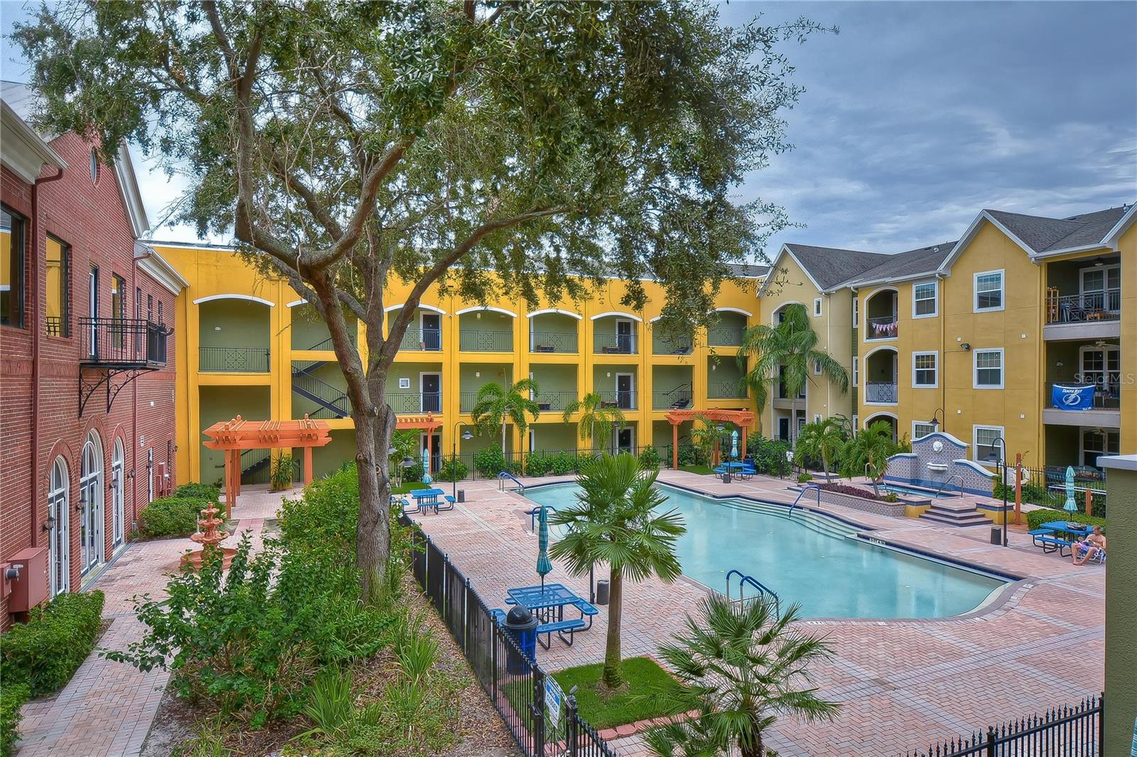 THE QUARTER AT YBOR - Residential Lease