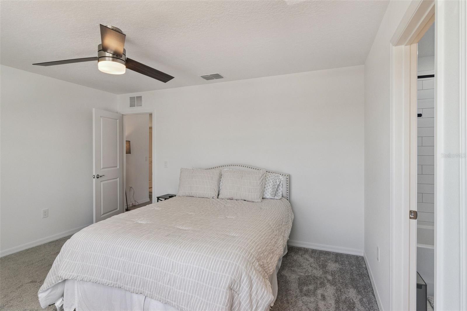 SILVERLAKE - Residential