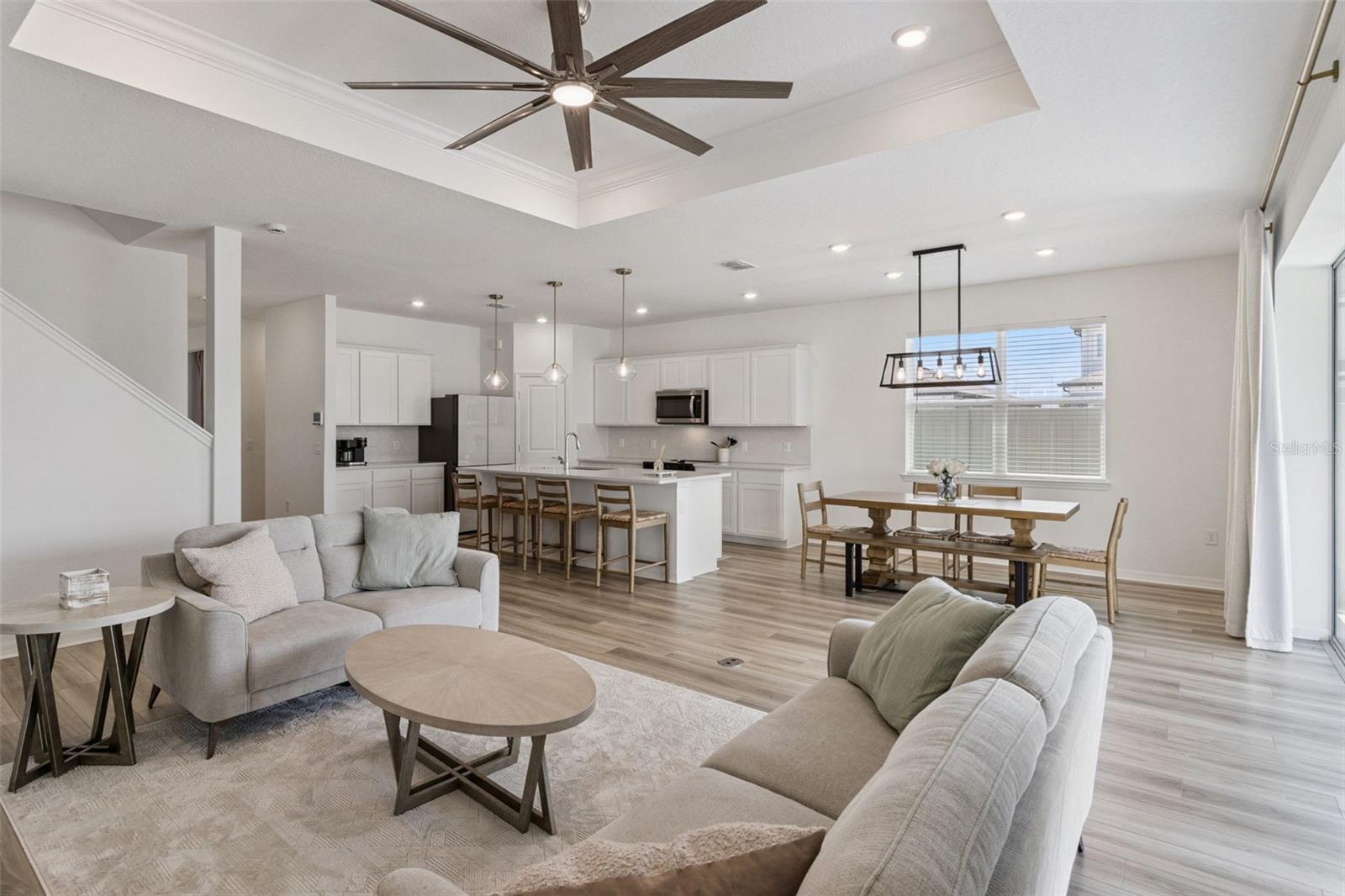 SILVERLAKE - Residential
