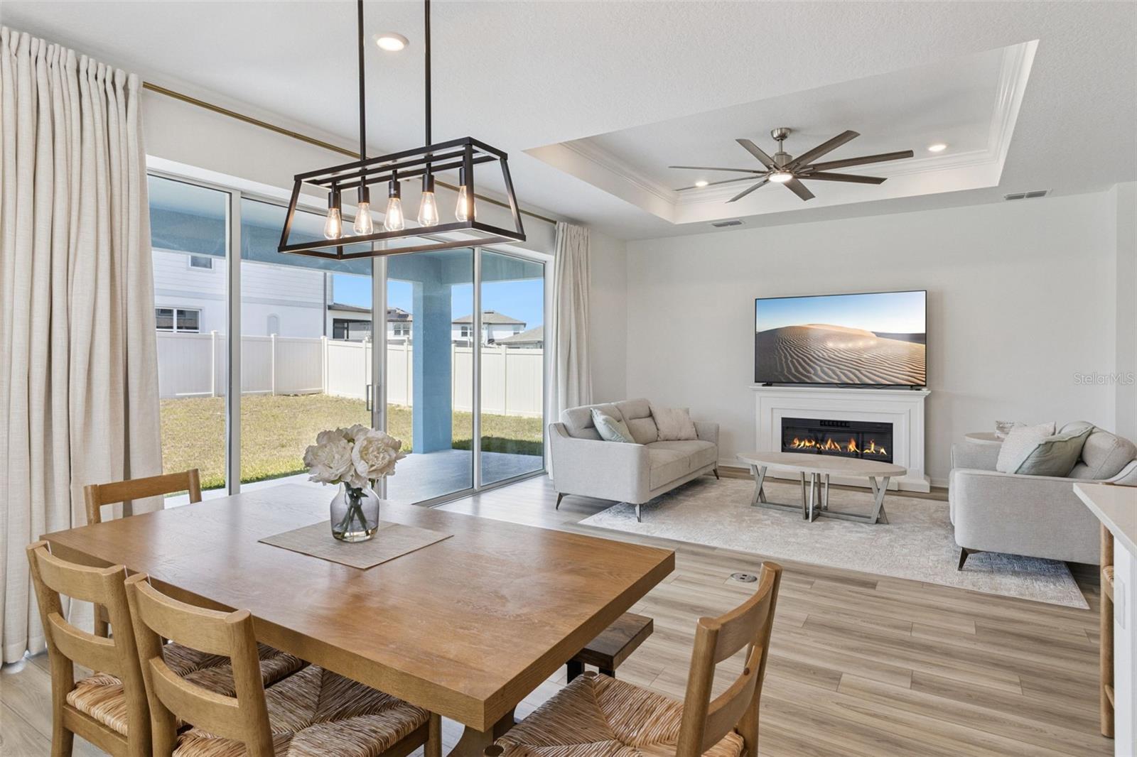 SILVERLAKE - Residential