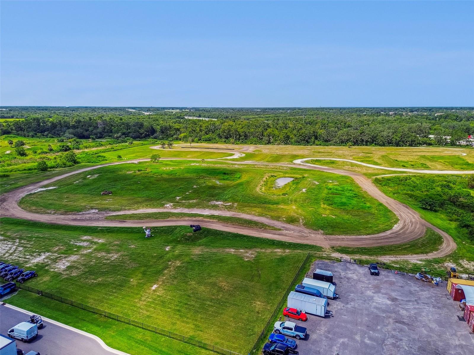 MOTOR ENCLAVE PH 1 - Commercial Sale