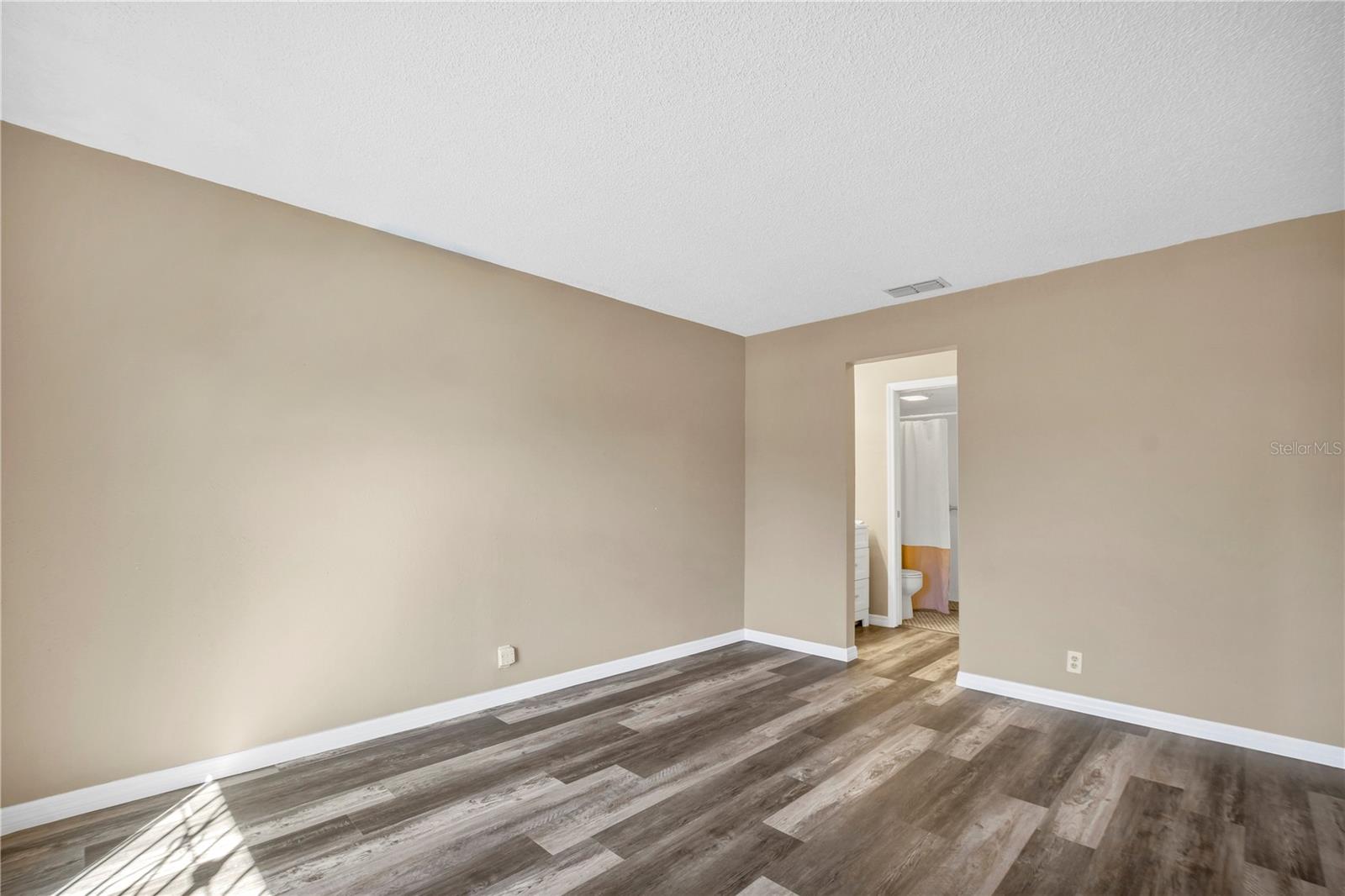 IMPERIAL VILLAS - Residential