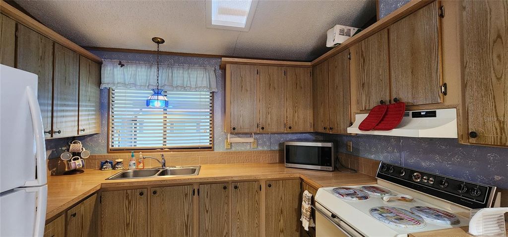 Photo of 2604 Mcdaniel Drive, Kissimmee, FL 34758 (MLS # S5147848)