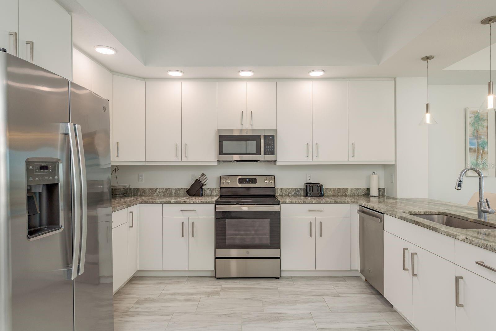 AZURE CONDOS - Residential