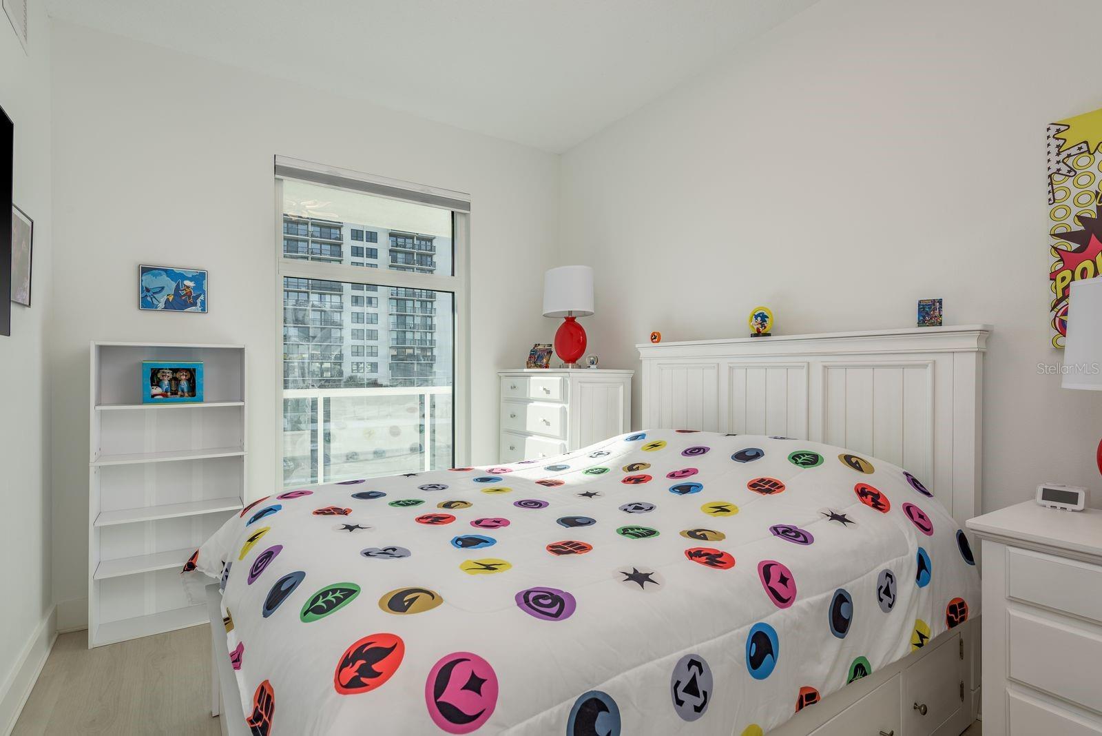 AZURE CONDOS - Residential