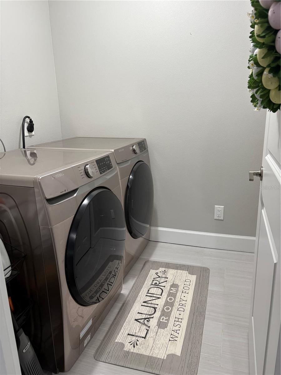 HIDDEN RIDGE TWNHMS - Residential