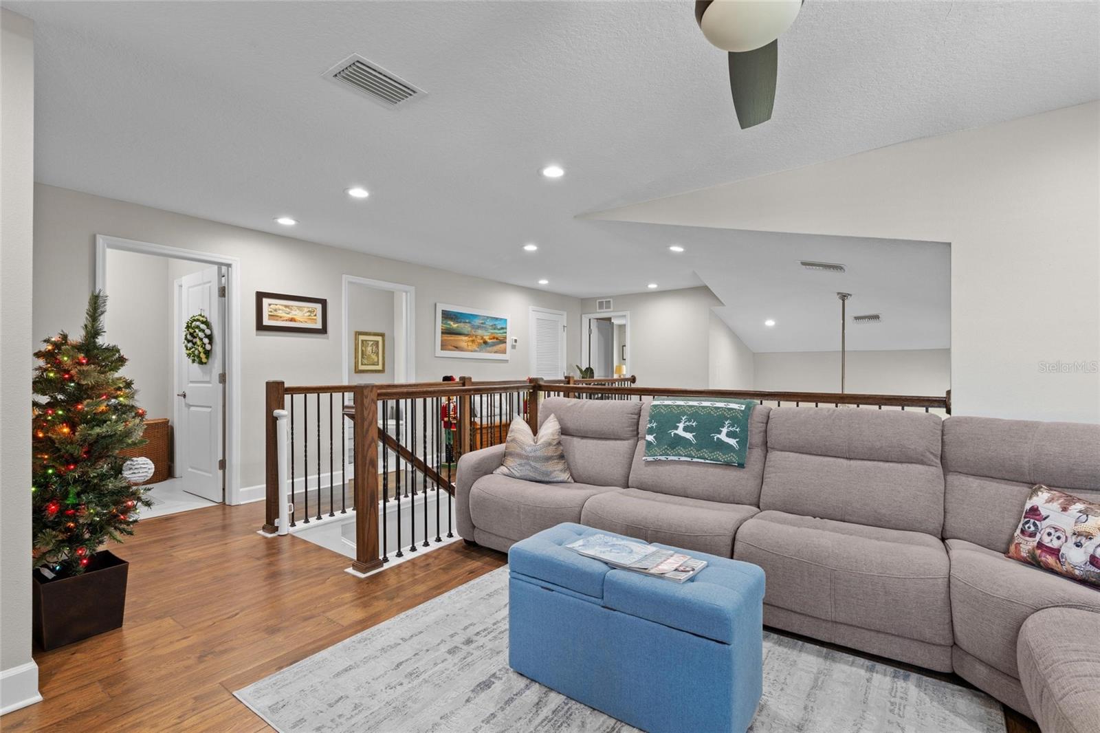 HIDDEN RIDGE TWNHMS - Residential