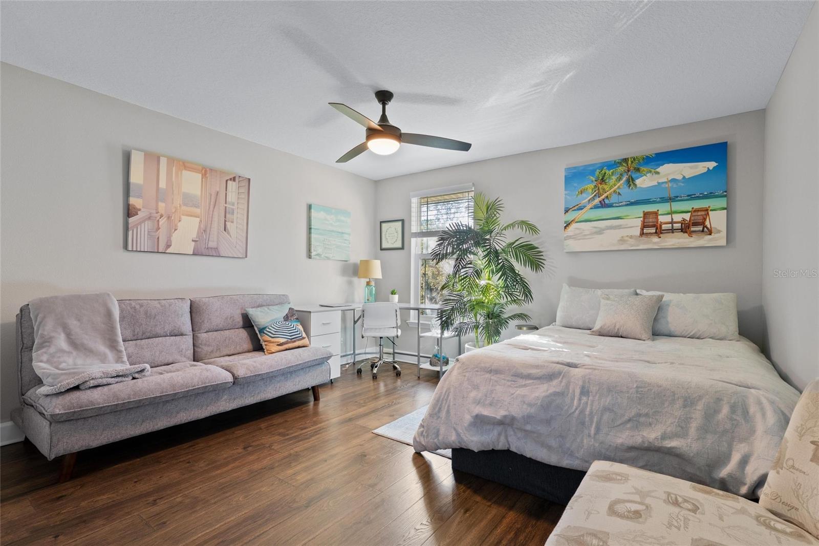 HIDDEN RIDGE TWNHMS - Residential