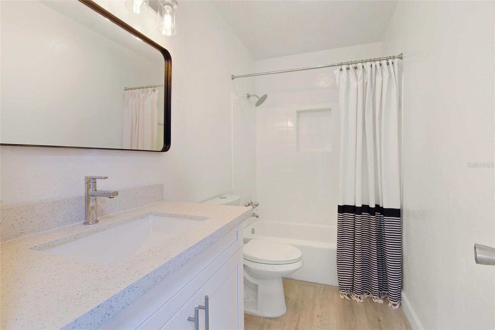 NEWTOWN HEIGHTS FIRST ADD TO - Residential