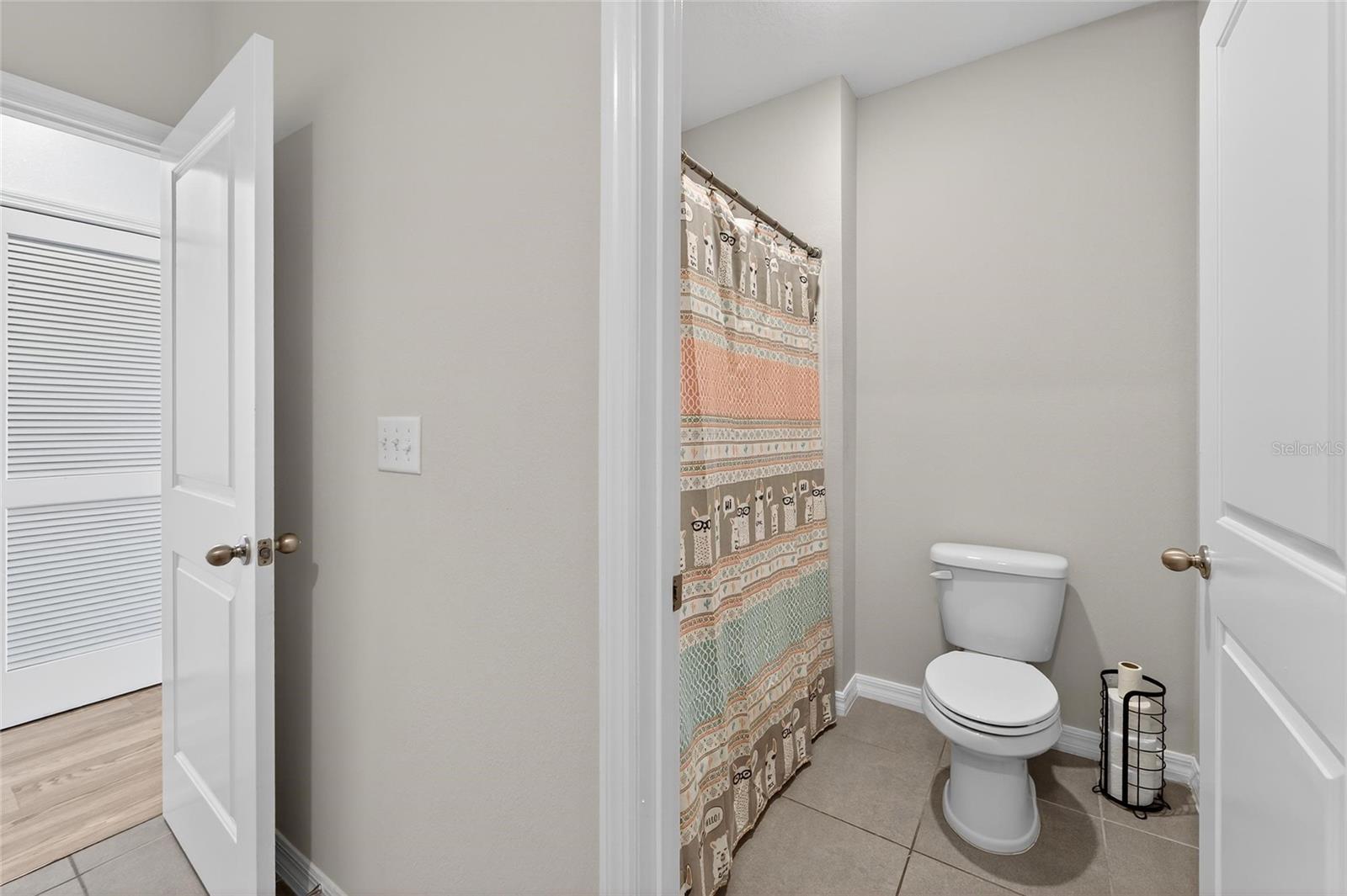 JOHNSON POINTE - Residential