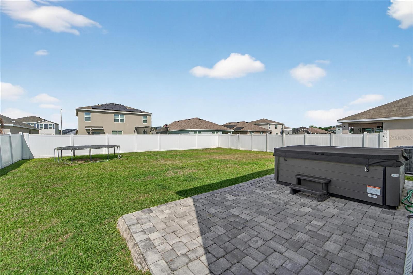 JOHNSON POINTE - Residential