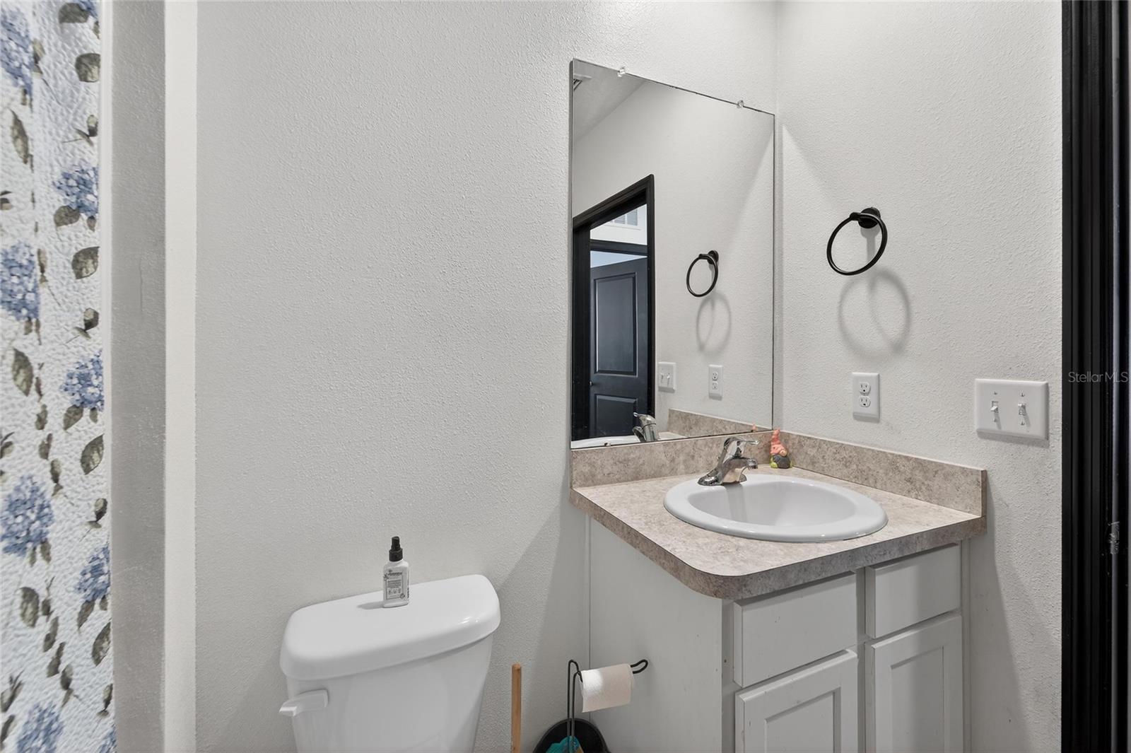 JOHNSON POINTE - Residential