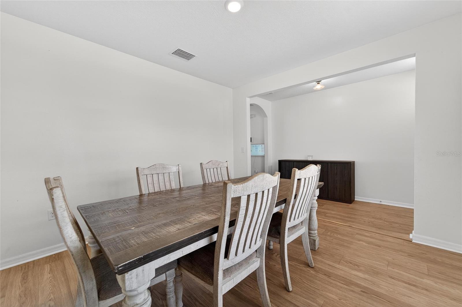 JOHNSON POINTE - Residential