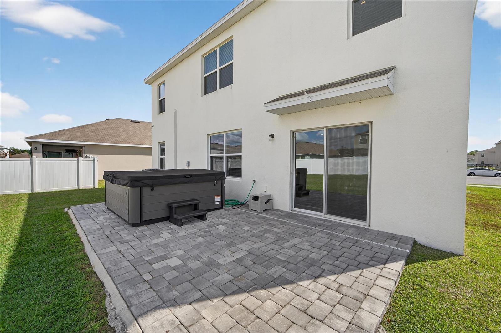 JOHNSON POINTE - Residential