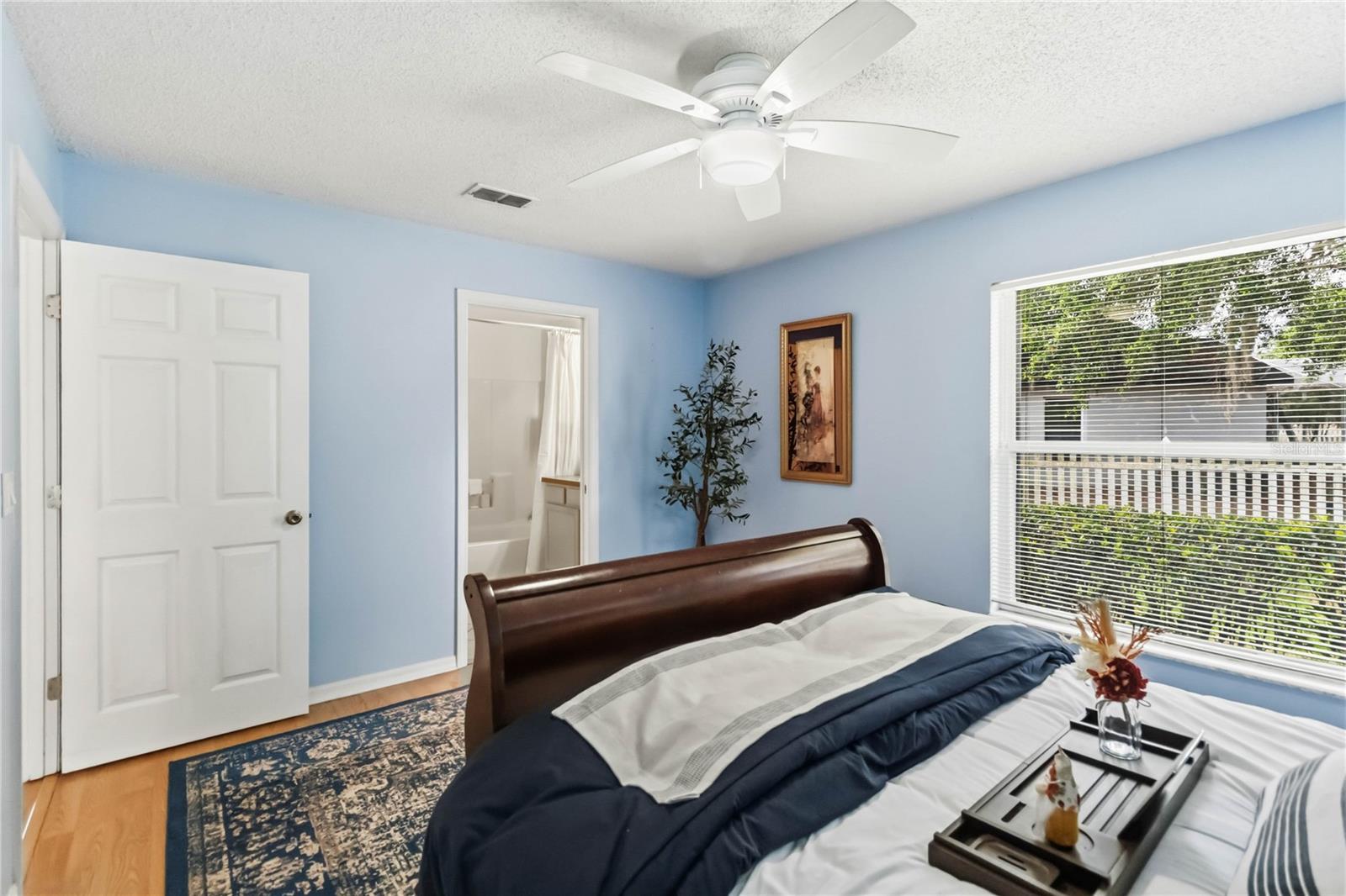 SANCTUARY - Residential