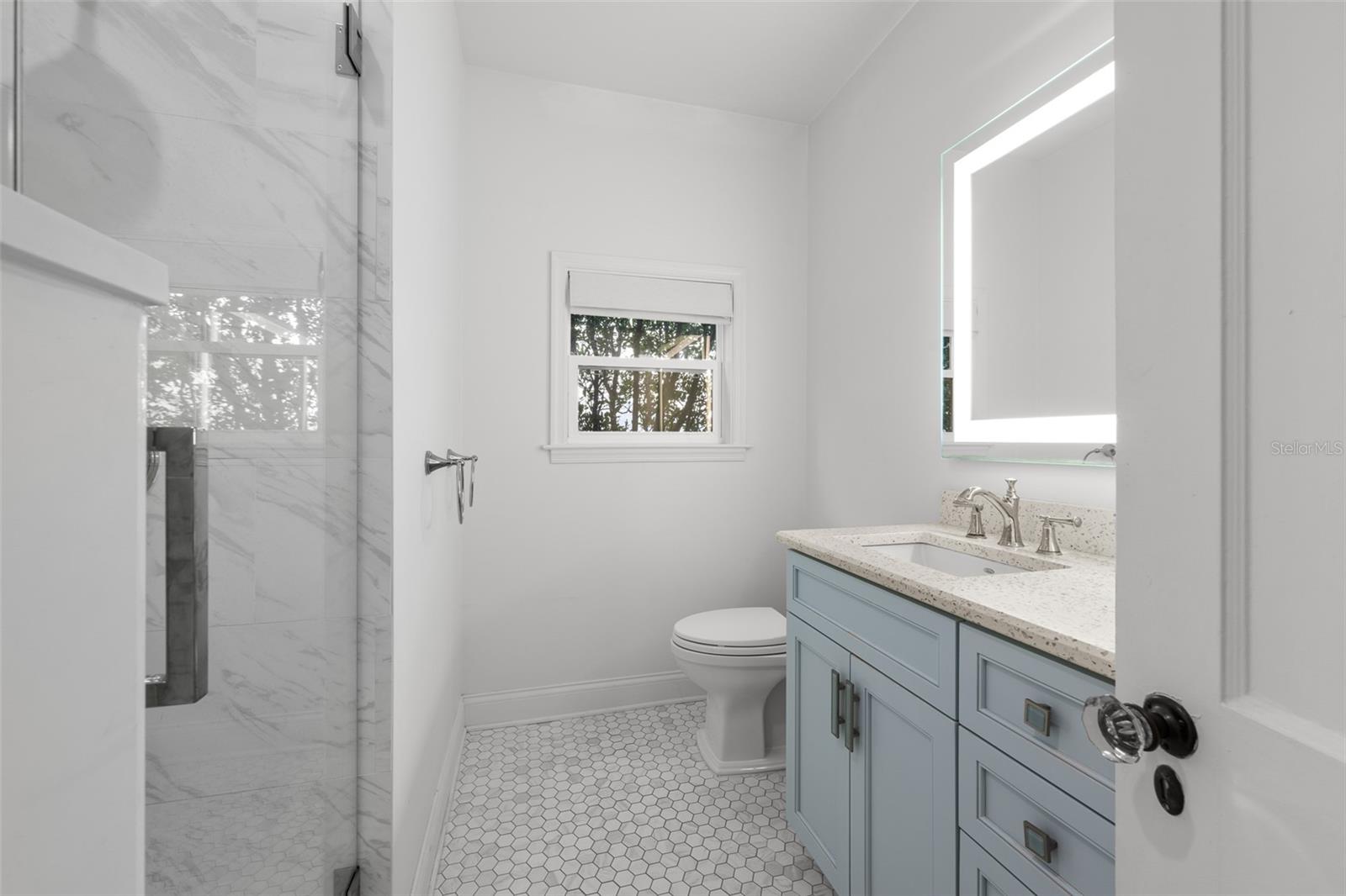 GRAY GABLES - Residential