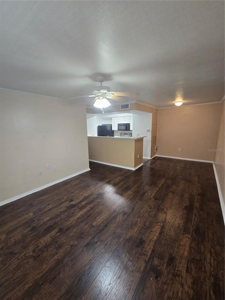 3012 PARKWAY BOULEVARD 207